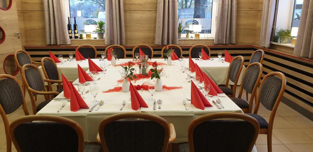 Schollers Restaurant & Hotel เรนด์สบูร์ก ภายนอก รูปภาพ